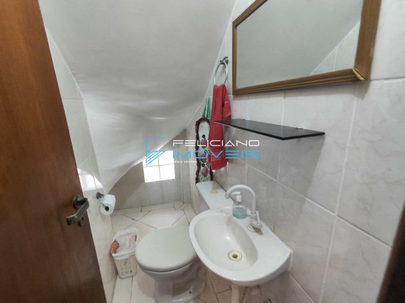 Imagem Casa com 3 Quartos à Venda, 196 m² em Guilhermina - Praia Grande