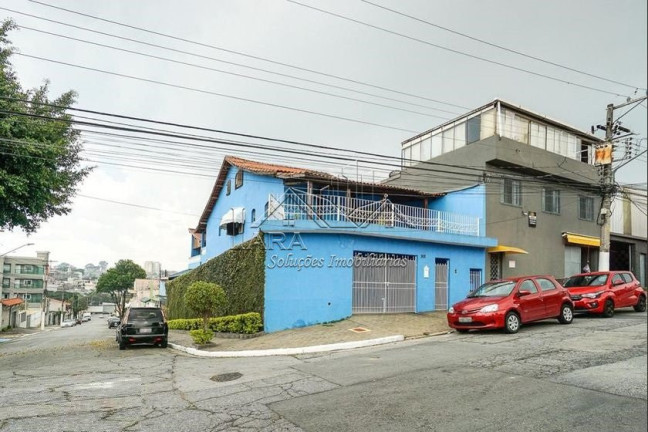 Sobrado com 4 Quartos para Alugar,  em Vila Ré - Sao Paulo