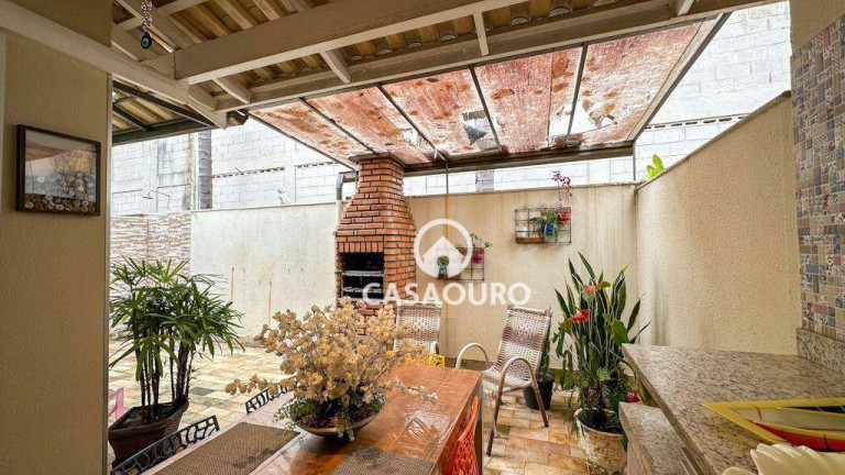 Imagem Casa com 4 Quartos à Venda, 165 m² em Condomínio Village Royale - Nova Lima