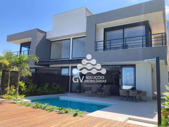 Casa com 5 Quartos para Temporada, 400 m² em Condomínio Lagoinha - Ubatuba