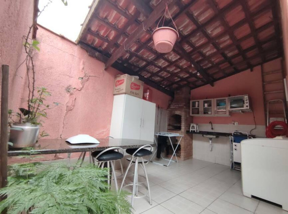 Imagem Casa com 2 Quartos à Venda, 65 m² em Praia Grande Imagem Casa com 2 Quartos à Venda, 65 m² em Praia Grande