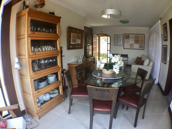 Imagem Casa com 4 Quartos à Venda, 170 m² em Panorama - Teresópolis