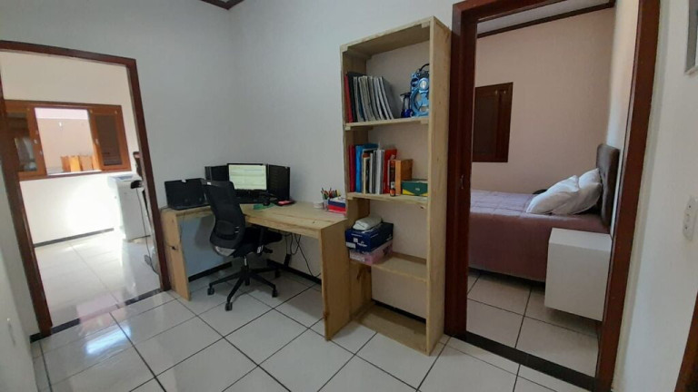 Imagem Casa com 3 Quartos à Venda, 183 m² em Morro Dos Conventos - Araranguá