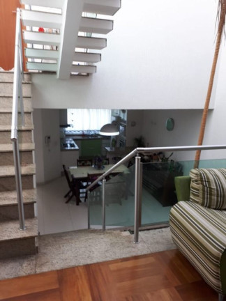 Imagem Sobrado com 3 Quartos à Venda, 175 m² em Vila Floresta - Santo André Imagem Sobrado com 3 Quartos à Venda, 175 m² em Vila Floresta - Santo André