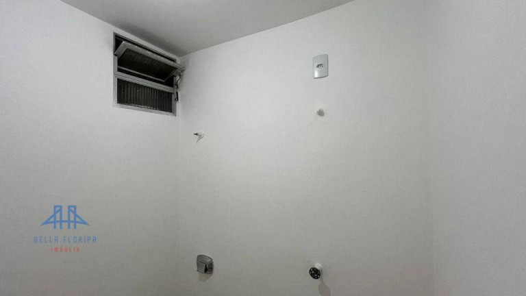 Imagem Sala Comercial à Venda, 24 m² em Centro - Florianópolis Imagem Sala Comercial à Venda, 24 m² em Centro - Florianópolis