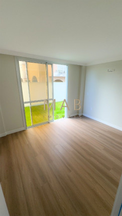 Imagem Imóvel com 2 Quartos à Venda, 143 m² em Ingleses - Florianópolis