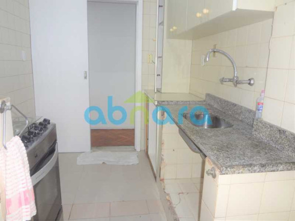 Imagem Apartamento com 2 Quartos à Venda, 72 m² em Copacabana - Rio De Janeiro Imagem Apartamento com 2 Quartos à Venda, 72 m² em Copacabana - Rio De Janeiro