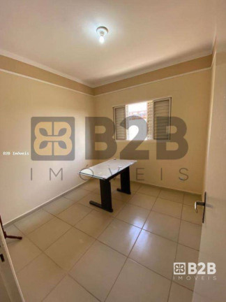Imagem Casa com 3 Quartos à Venda, 169 m² em Vila Santa Terezinha - Bauru Imagem Casa com 3 Quartos à Venda, 169 m² em Vila Santa Terezinha - Bauru