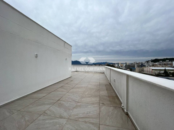 Imagem Cobertura com 4 Quartos à Venda, 225 m² em Coqueiros - Florianópolis