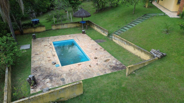 Imagem Casa com 2 Quartos à Venda, 2.910 m² em Loteamento Colinas Verdes - Atibaia