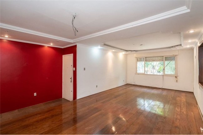 Imagem Casa com 4 Quartos à Venda,  em Petrópolis - Porto Alegre