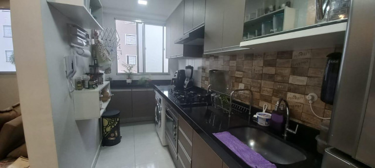 Imagem Imóvel com 2 Quartos à Venda, 48 m² Imagem Imóvel com 2 Quartos à Venda, 48 m²