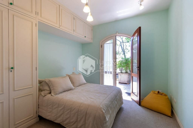 Imagem Casa com 4 Quartos à Venda, 440 m² em Jardim Prudência - São Paulo Imagem Casa com 4 Quartos à Venda, 440 m² em Jardim Prudência - São Paulo