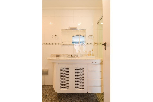 Imagem Apartamento com 4 Quartos à Venda, 161 m² em Moema - São Paulo Imagem Apartamento com 4 Quartos à Venda, 161 m² em Moema - São Paulo