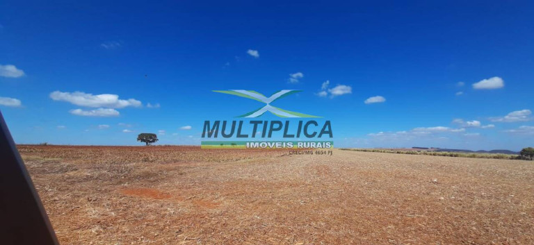 Imóvel Comercial à Venda, 1 m² em Uberlândia