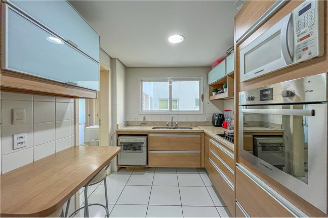 Imagem Apartamento com 3 Quartos à Venda, 134 m² em Passo Da Areia - Porto Alegre