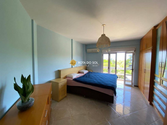 Imagem Casa de Condomínio com 4 Quartos à Venda, 323 m² em Centro - Bombinhas