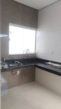 Imagem Casa com 3 Quartos à Venda, 110 m² em Jardim Primavera - Montes Claros