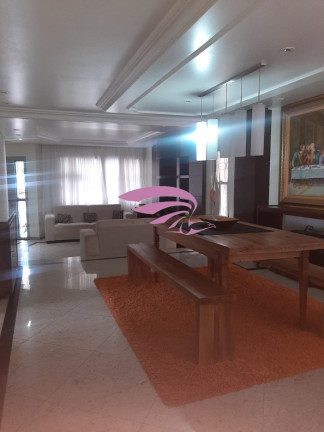 Imagem Casa com 4 Quartos à Venda, 567 m² em Bigorrilho - Curitiba Imagem Casa com 4 Quartos à Venda, 567 m² em Bigorrilho - Curitiba