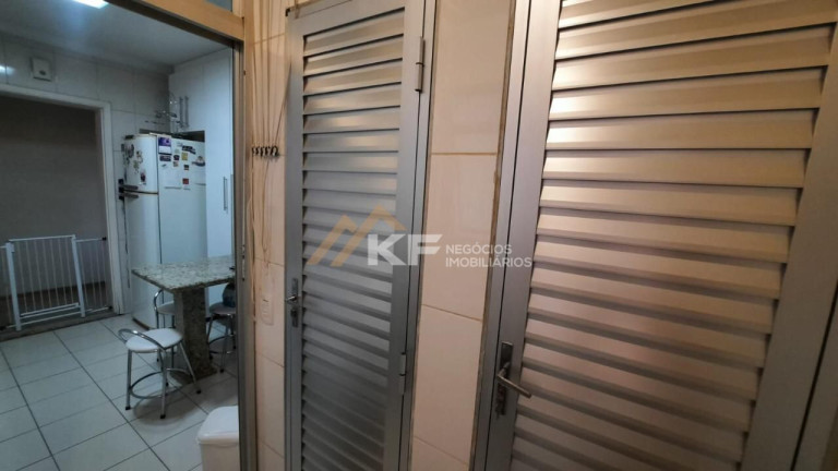 Imagem Apartamento com 3 Quartos à Venda, 95 m² em Centro - Ribeirão Preto Imagem Apartamento com 3 Quartos à Venda, 95 m² em Centro - Ribeirão Preto