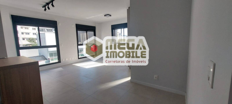 Imagem Apartamento com 1 Quarto à Venda, 28 m² em Centro - Florianópolis