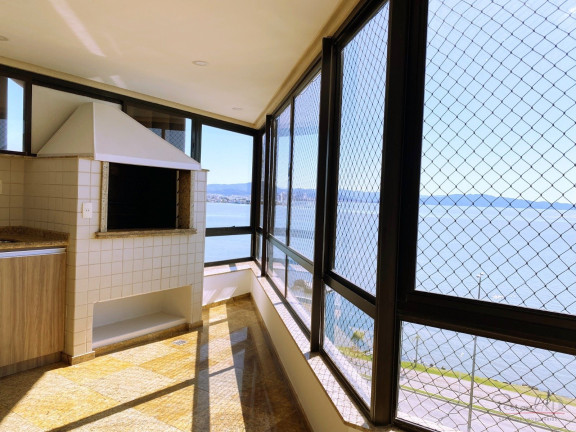 Imagem Apartamento com 4 Quartos à Venda, 307 m² em Beira Mar - Florianópolis Imagem Apartamento com 4 Quartos à Venda, 307 m² em Beira Mar - Florianópolis