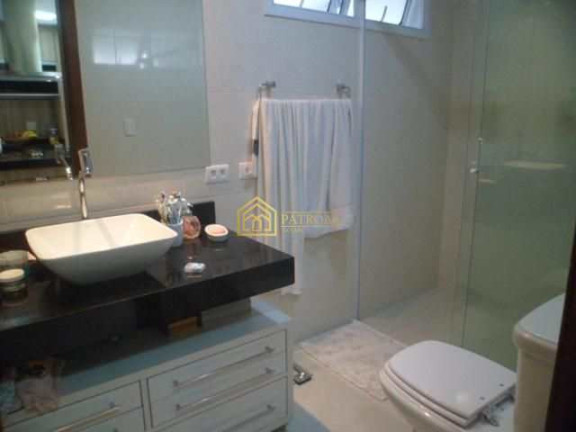 Imagem Casa com 5 Quartos à Venda, 234 m² em Baeta Neves - São Bernardo Do Campo Imagem Casa com 5 Quartos à Venda, 234 m² em Baeta Neves - São Bernardo Do Campo