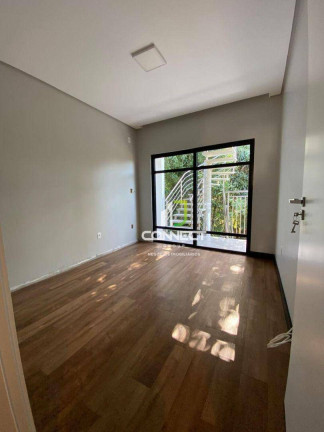 Imagem Sobrado com 3 Quartos à Venda, 170 m² em Cabeçudas - Itajaí Imagem Sobrado com 3 Quartos à Venda, 170 m² em Cabeçudas - Itajaí