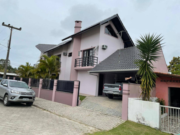 Imagem Casa com 3 Quartos à Venda, 185 m² em Morrinhos - Bombinhas