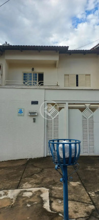 Sobrado com 3 Quartos à Venda, 166 m² em Jardim América - Goiânia