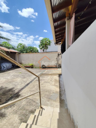 Imagem Casa com 3 Quartos à Venda, 300 m² em Vila Paraíso - Mogi Guaçu Imagem Casa com 3 Quartos à Venda, 300 m² em Vila Paraíso - Mogi Guaçu