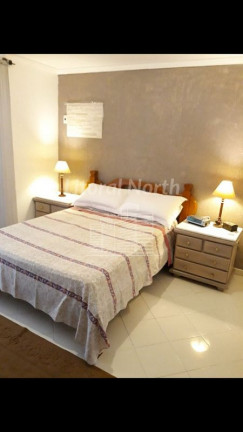 Imagem Apartamento com 3 Quartos à Venda, 131 m² em Centro - Balneário Camboriú Imagem Apartamento com 3 Quartos à Venda, 131 m² em Centro - Balneário Camboriú