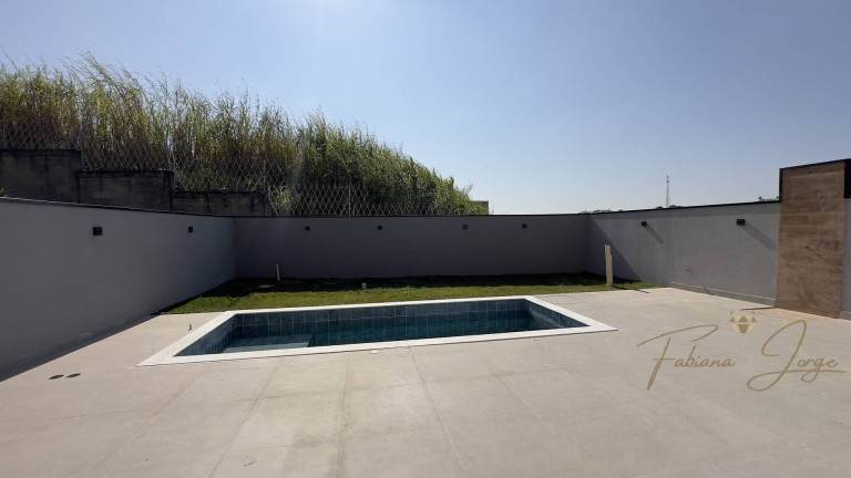 Imagem Casa com 3 Quartos à Venda, 300 m² em Roncáglia - Valinhos Imagem Casa com 3 Quartos à Venda, 300 m² em Roncáglia - Valinhos