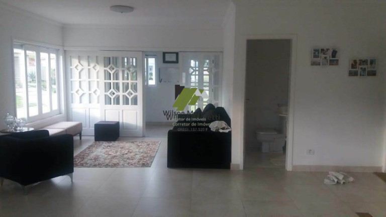 Imagem Casa com 4 Quartos à Venda, 250 m²