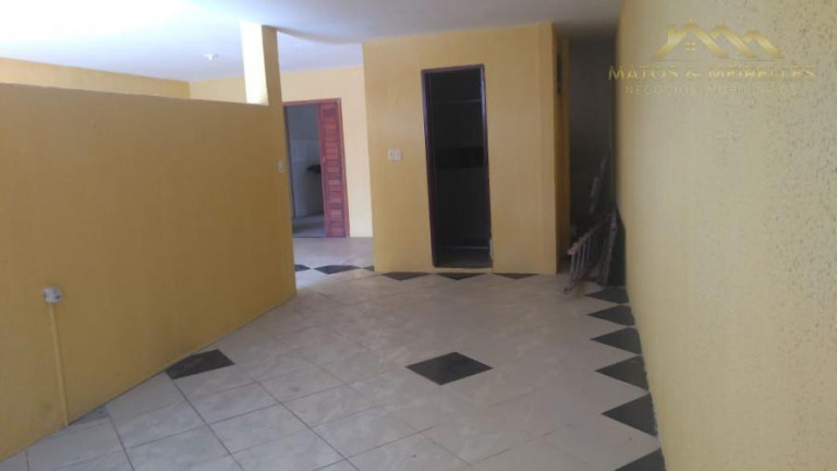 Imagem Casa com 3 Quartos à Venda, 220 m² em Jóquei Clube - Fortaleza