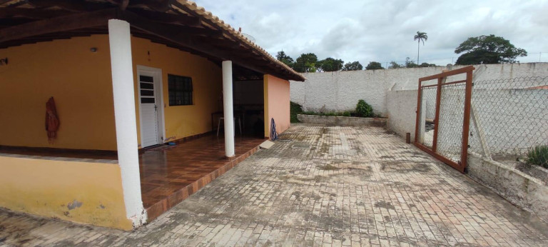 Imagem Chácara com 3 Quartos à Venda, 1.000 m² em Zona Distribuidora - Sarapuí Imagem Chácara com 3 Quartos à Venda, 1.000 m² em Zona Distribuidora - Sarapuí