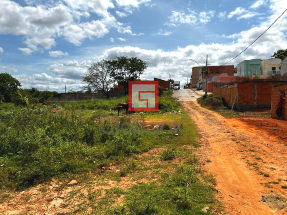 Terreno à Venda, 5.263 m² em Carmelo - Montes Claros