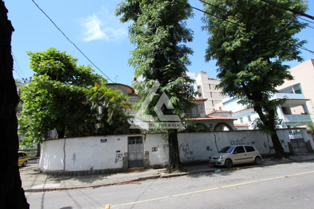 Imagem Casa com 6 Quartos à Venda, 450 m² em Vila Isabel - Rio De Janeiro Imagem Casa com 6 Quartos à Venda, 450 m² em Vila Isabel - Rio De Janeiro