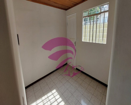 Imagem Casa com 2 Quartos à Venda, 54 m² em Uberaba - Curitiba Imagem Casa com 2 Quartos à Venda, 54 m² em Uberaba - Curitiba