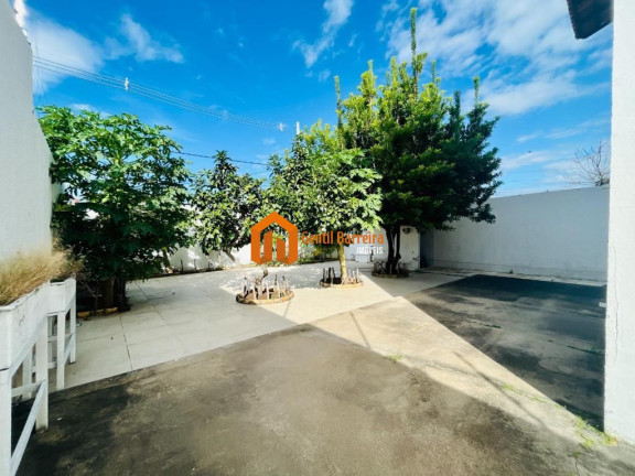 Imagem Casa com 4 Quartos à Venda, 396 m² em São Gerardo - Fortaleza Imagem Casa com 4 Quartos à Venda, 396 m² em São Gerardo - Fortaleza