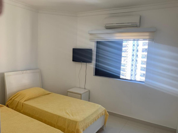 Imagem Apartamento com 4 Quartos à Venda, 136 m² em Pitangueiras - Guarujá