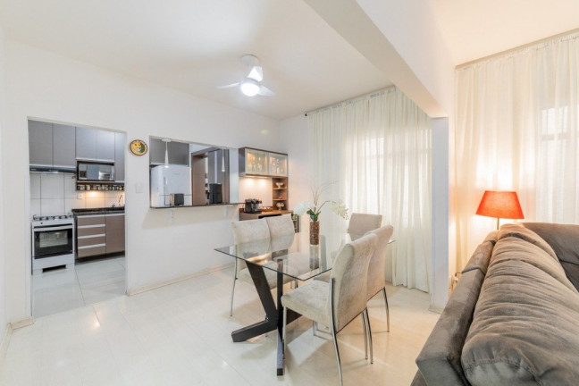 Imagem Apartamento com 3 Quartos à Venda, em Cidade Baixa - Porto Alegre Imagem Apartamento com 3 Quartos à Venda, em Cidade Baixa - Porto Alegre