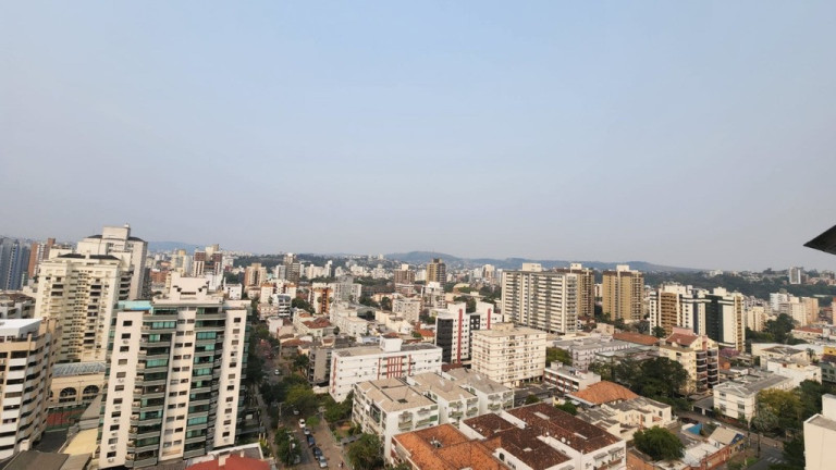 Imagem Imóvel com 3 Quartos à Venda, 206 m² em Menino Deus - Porto Alegre Imagem Imóvel com 3 Quartos à Venda, 206 m² em Menino Deus - Porto Alegre