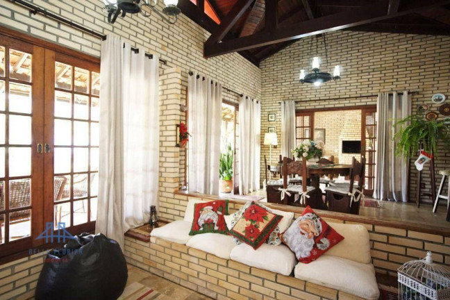 Casa com 3 Quartos à Venda, 220 m² em Ingleses Do Rio Vermelho - Florianópolis