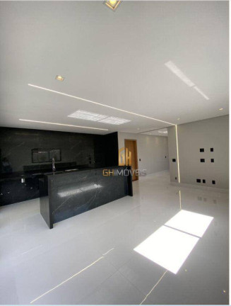Imagem Sobrado com 4 Quartos à Venda, 245 m² em Jardim Cristal - Aparecida De Goiânia