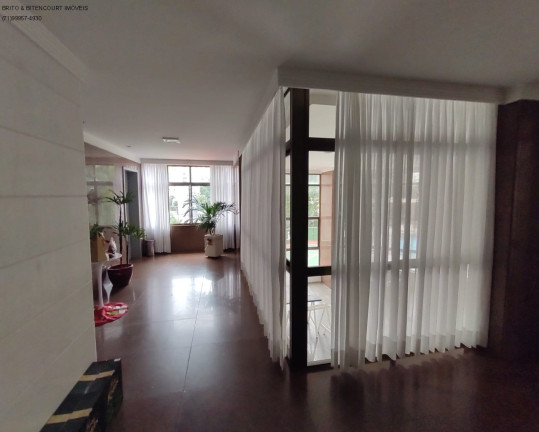 Imagem Imóvel com 4 Quartos à Venda, 225 m² em Jardim Apipema - Salvador Imagem Imóvel com 4 Quartos à Venda, 225 m² em Jardim Apipema - Salvador