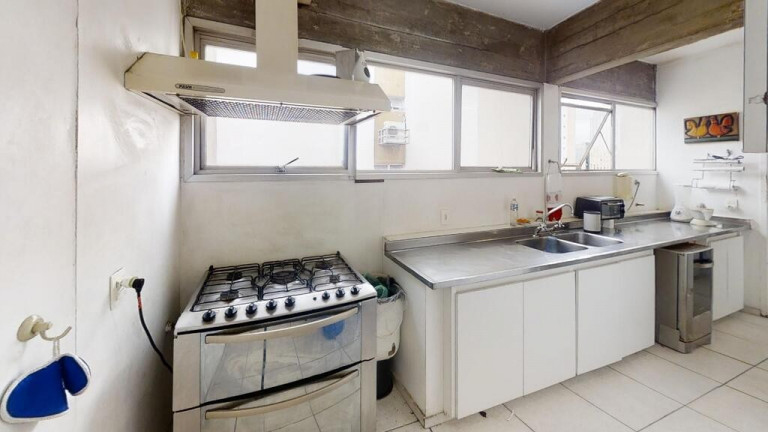 Imagem Imóvel com 3 Quartos à Venda, 121 m² em Itaim Bibi - São Paulo Imagem Imóvel com 3 Quartos à Venda, 121 m² em Itaim Bibi - São Paulo