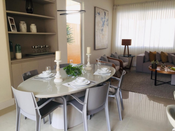 Imagem Casa de Condomínio com 4 Quartos à Venda, 212 m² em Atibaia