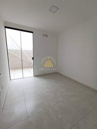 Imagem Apartamento com 2 Quartos à Venda, 10 m² em Areias - Camboriú