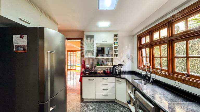 Imagem Casa com 4 Quartos à Venda, 290 m² em Alphaville 06 - Santana De Parnaíba Imagem Casa com 4 Quartos à Venda, 290 m² em Alphaville 06 - Santana De Parnaíba